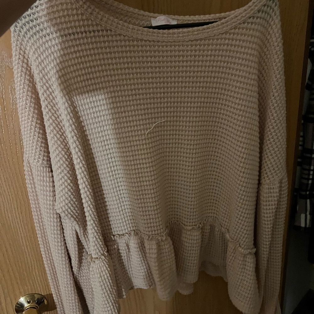 Pink Lily Rattan sweater with comfy balloonish sleeves